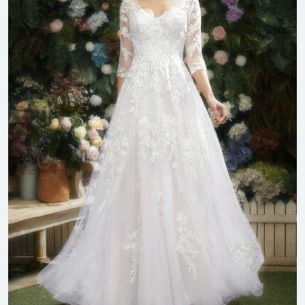 JJs House White Lace Wedding Dress